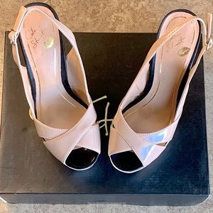 Nude Colin Stuart Heels Size 8